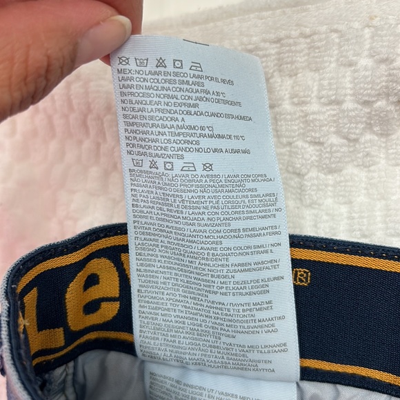 Levi’s 510 Jeans, Size 12 Regular 26x27 - Picture 11 of 13